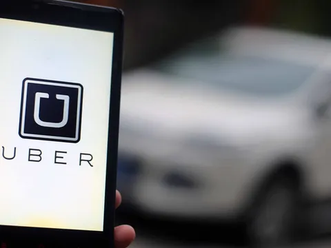 Sẽ xử phạt xe chưa đăng ký chạy hợp đồng tham gia dịch vụ Uber