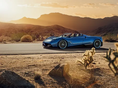 Pagani Huayra Roadster - "Thần gió" mới đã chính thức lộ diện