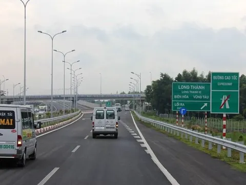 Sẽ thu phí trên cao tốc theo giờ cao điểm/thấp điểm trong ngày?