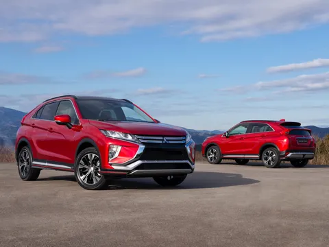 Mitsubishi giới thiệu mẫu Eclipse Cross 2018