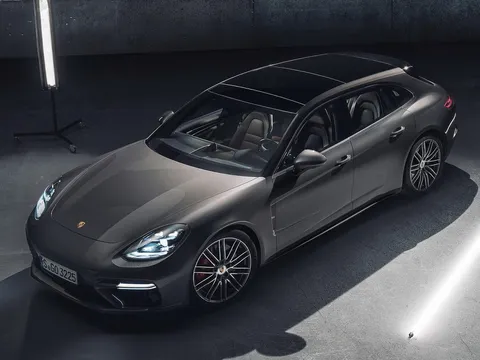 Porsche ra mắt Panamera Sport Turismo 2018