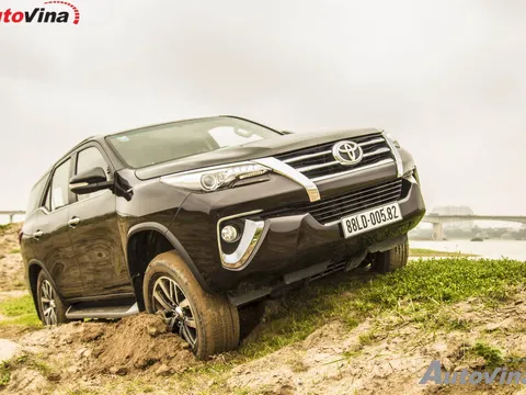 Đánh giá Toyota Fortuner 2017: Sự thay đổi cần thiết của "người dẫn đầu"