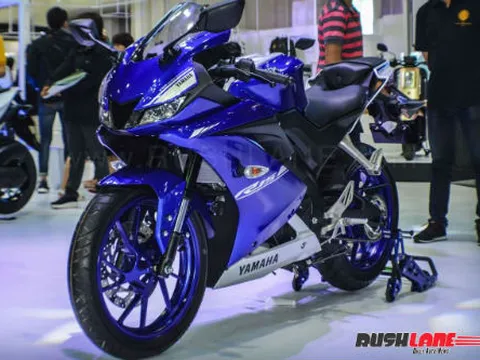Yamaha R15 V3 2017 về các đại lý ở Việt Nam