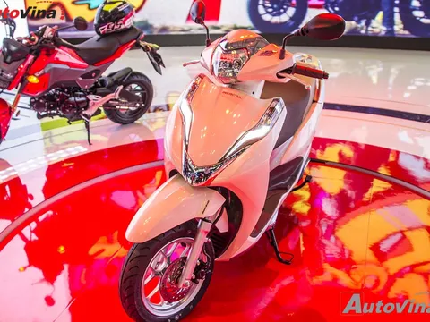 Honda LEAD 2017 mới với chìa khóa Smartkey đã có giá bán