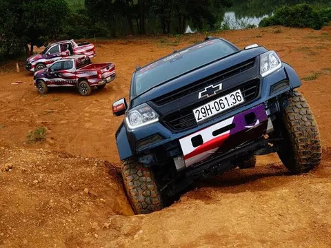 Đội đua Chevrolet Colorado mang "sắc lửa" đến với giải đua VOC 2017
