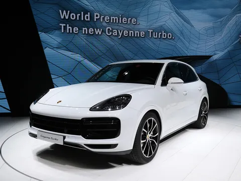 Porsche Cayenne Turbo mới “tỏa sáng” tại Frankfurt Motor Show