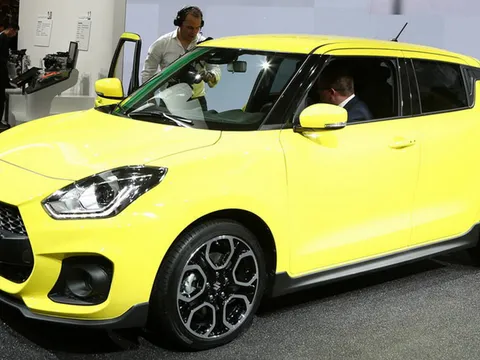 Suzuki Swift Sport 2018 nặng 970 kg trình làng tại Frankfurt Motor Show
