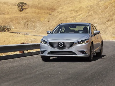 Mazda6 bị triệu hồi vì lỗi ở hệ thống lái điện
