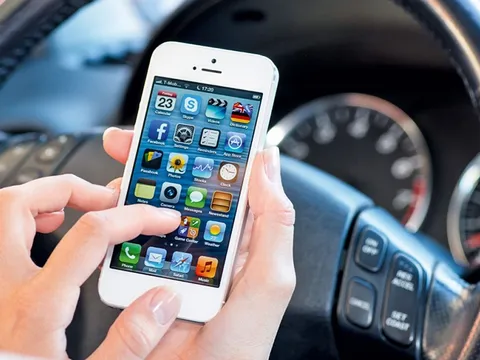 Ứng dụng hữu ích của iPhone dành cho ô tô
