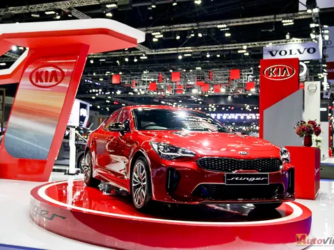 BIMS 2018: Kia Stinger GT - Kẻ 'hạ bệ' xe thể thao Đức!
