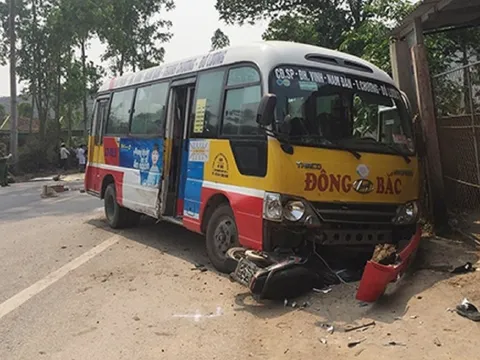 Tài xế xe buýt bị khởi tố vì lấn làn đâm chết hai người đi xe máy