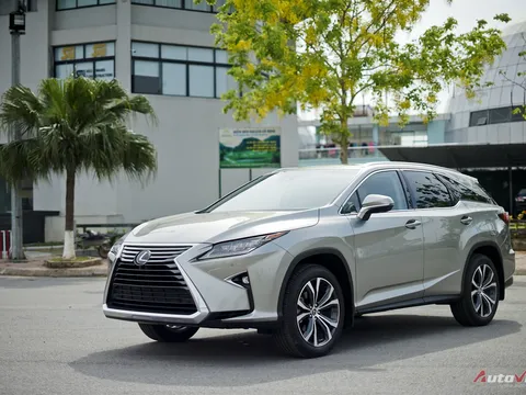 Lexus RX350L - Đứa con “tham lam” của người Nhật