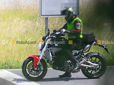 Ducati Monster 2021 lột xác với ngoại hình mới