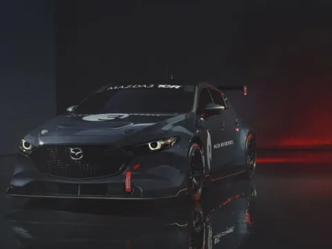 Mazda 3 phiên bản xe đua chưa kịp chào đời đã bị khai tử