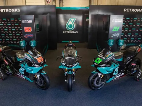 Bản sao MotoGP Petronas Yamaha SRT YZF-R1 2020