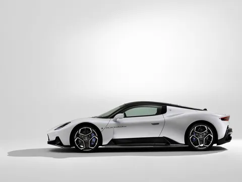 Maserati ra mắt siêu xe thể thao MC20 