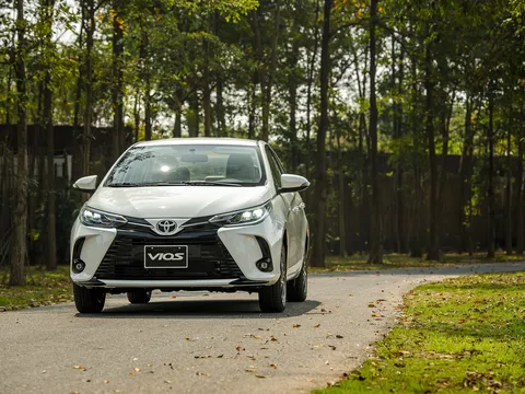 Tháng 10: Doanh số bán xe Toyota tại Việt Nam giảm 19%