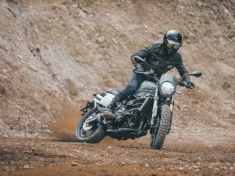 Scrambler Benelli Leoncino 800 Trail 2022 trình làng