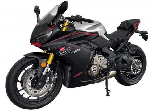 Bộ đôi xe môtô QJ SRK 700 của Trung Quốc chuẩn bị ra mắt, cạnh tranh Yamaha R7 và MT-07