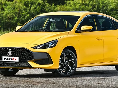 MG5 2022 ra mắt, thêm trang bị, tăng giá nhẹ