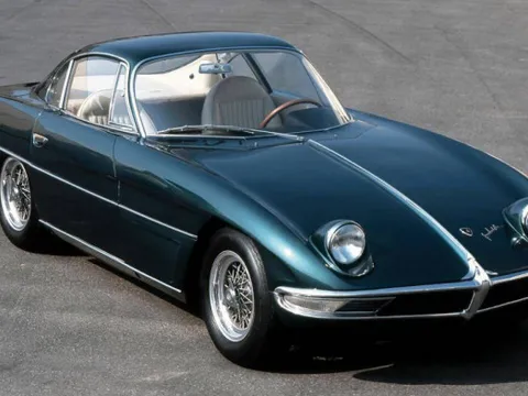 Chiếc Lamborghini đầu tiên ra đời năm 1964 trông thế nào?