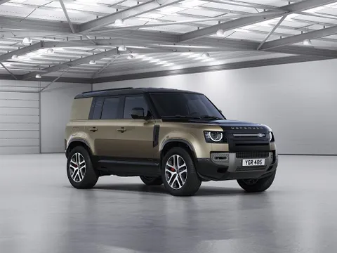 Land Rover giới thiệu Defender 130 mới