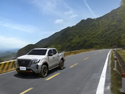 Nissan Navara 2022 chuẩn khí thải Euro 5 từ 945 triệu tại Việt Nam
