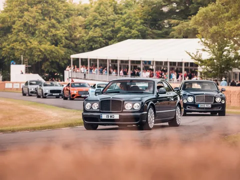 TÔN VINH 40 NĂM ĐỘNG CƠ BENTLEY TURBO TẠI LỄ HỘI GOODWOOD