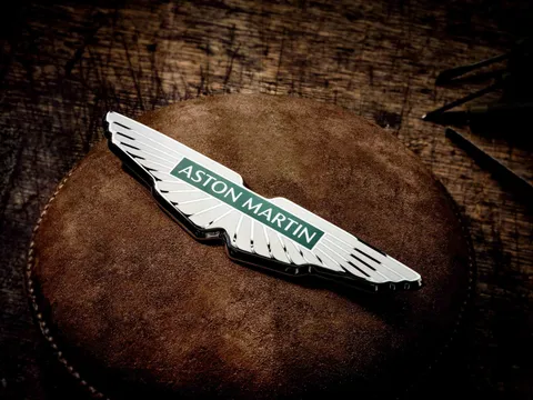 Aston Martin vừa đổi logo