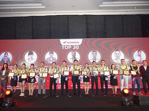 Chung kết hội thi Nhân viên Bán hàng xuất sắc 2023-2024