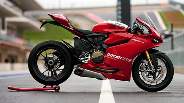 Ducati 1199 Panigale R 2013 trình làng