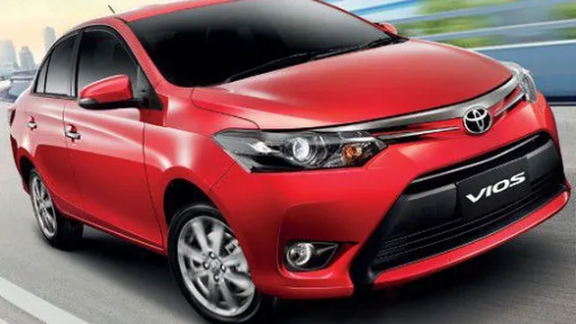 Toyota Vios 2013 có giá từ 400 triệu đồng