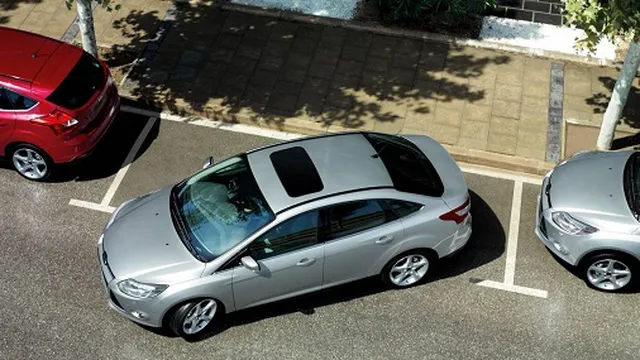 Đỗ xe tự động trên Ford Focus sắp về Việt Nam