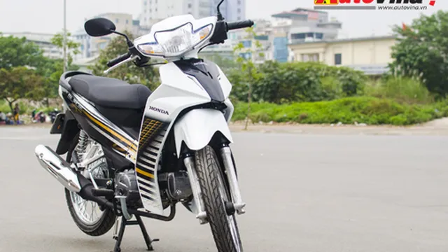 [Video] Honda Blade 110 trên phố Hà thành