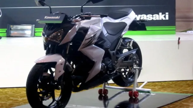 Kawasaki Z250 2013 ra măt tại Nhật