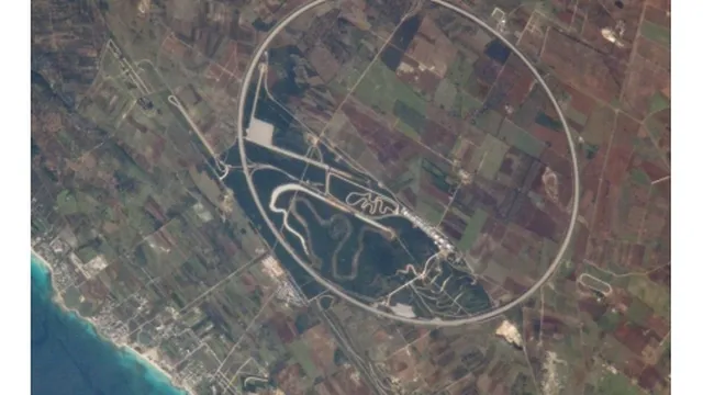 Porsche vung tiền mua cả...đường đua