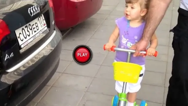 Bé gái 2 tuổi đọc vanh vách tên xe