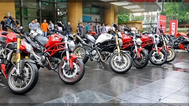 Dàn xe "khủng" của hội Ducati Sài Gòn