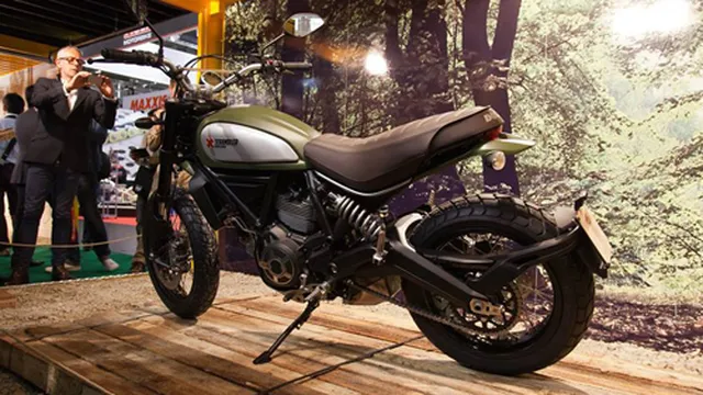 Video: Hút mắt với bộ tứ Ducati Scrambler