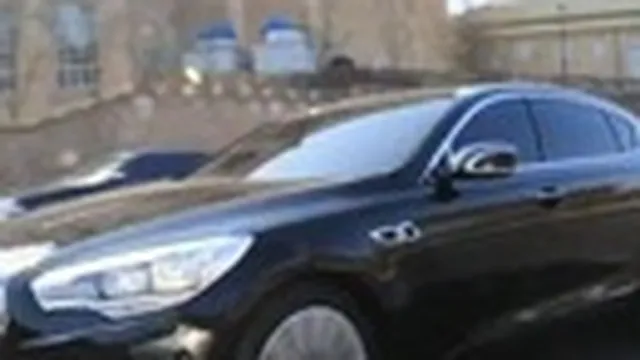 Xe sang của Kia bất ngờ xuất hiện trên đường