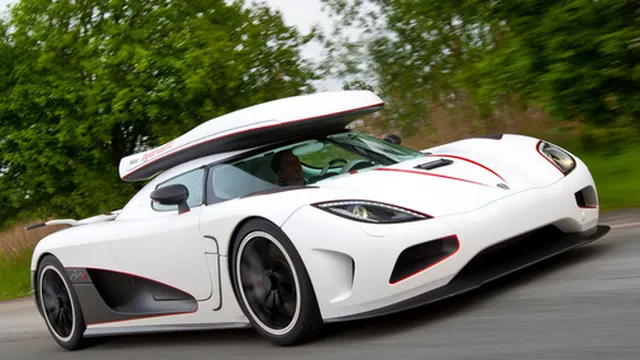 Khám phá cái mui "kỳ dị" của Agera R