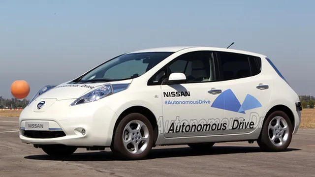 Nissan Leaf tự lái không cần người