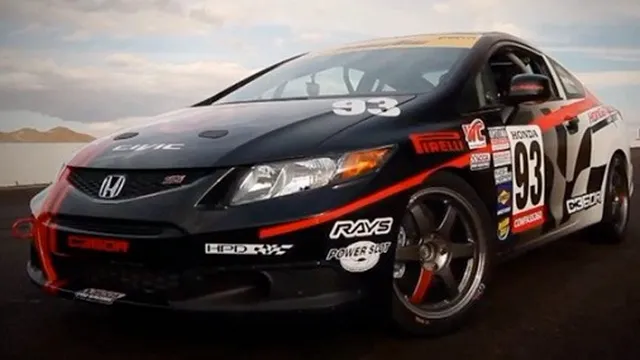 Honda biến Civic thành xe đua như thế nào ?