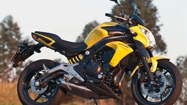 Ngắm Kawasaki ER-6N tuyệt đẹp trong video clip