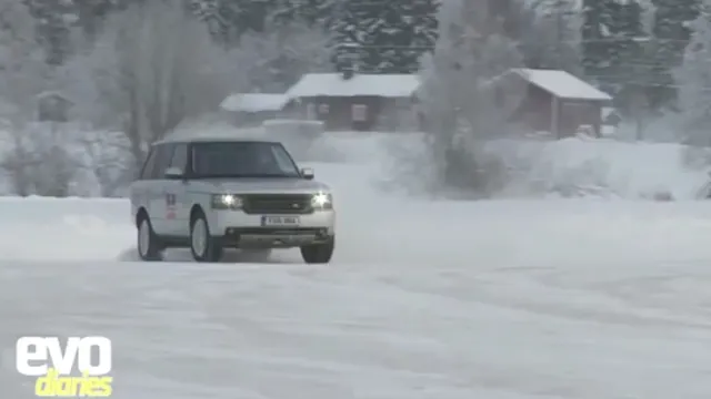 Video: Drift cùng Range Rover