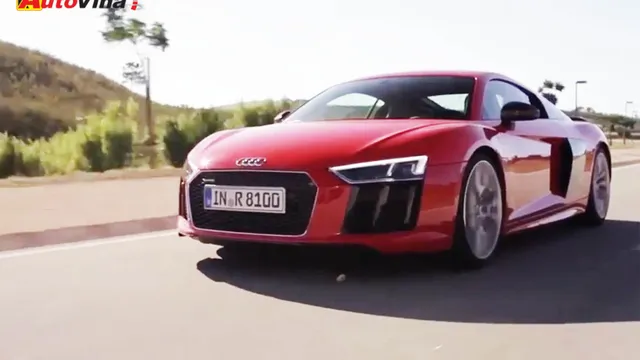 Phấn khích sau mỗi cú đạp ga trên chiếc Audi R8 2016