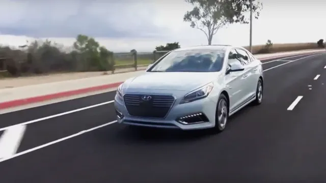 Chạy thử Hyundai Sonata Hybrid 2016: