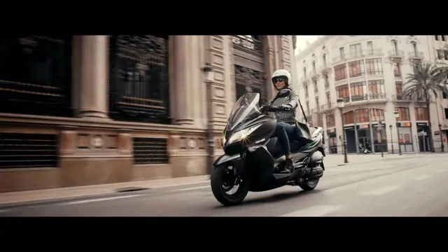 Xe tay ga Kawasaki J125 mới