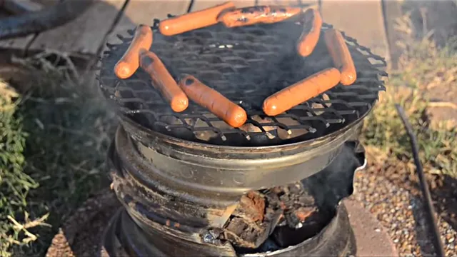 Nướng xúc xích bằng vành la zăng ô tô