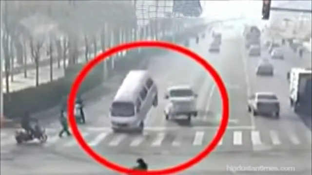 Ý nghĩa biểu tượng ngôi sao 3 cánh của Mercedes-Benz